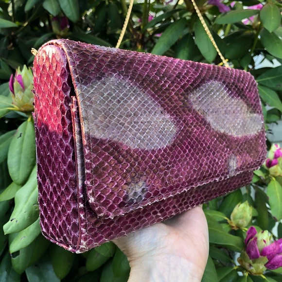 Vtg Purple Python Snakeskin Gold Chain Clutch Bag - Picture 10 of 17